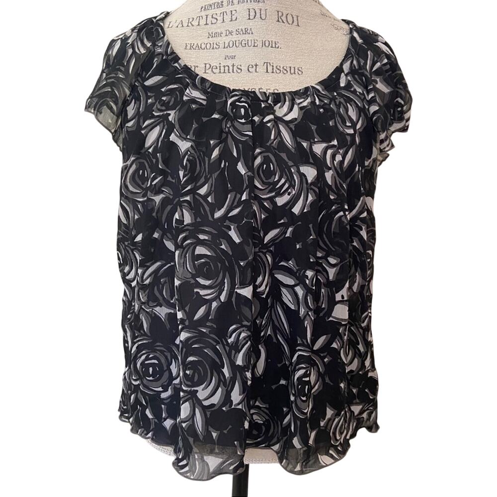Liz Claiborne Black & White Rose Cap Sleeve Blouse Women's Size 12 Petite
